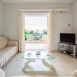 Seaview Terrace Haven-perfect Location By The Sea *