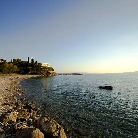 בית נופש Seaview Terrace Haven-perfect Location By The Sea *