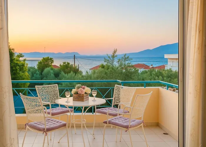 Prázdninový dům Seaview Terrace Haven-perfect Location By The Sea Avía