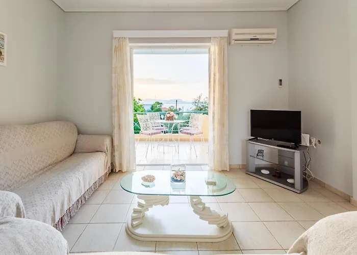 Seaview Terrace Haven-perfect Location By The Sea *