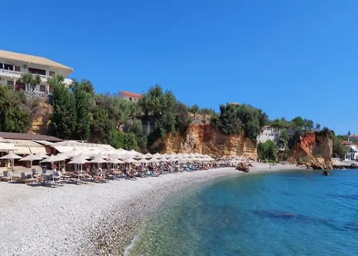 Seaview Terrace Haven-perfect Location By The Sea Vakantiehuis Avía