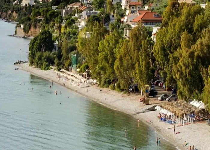 Seaview Terrace Haven-perfect Location By The Sea Vakantiehuis *